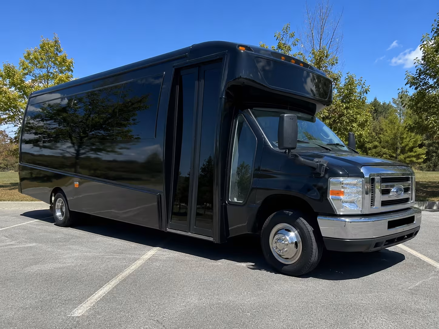 15 passenger minibus